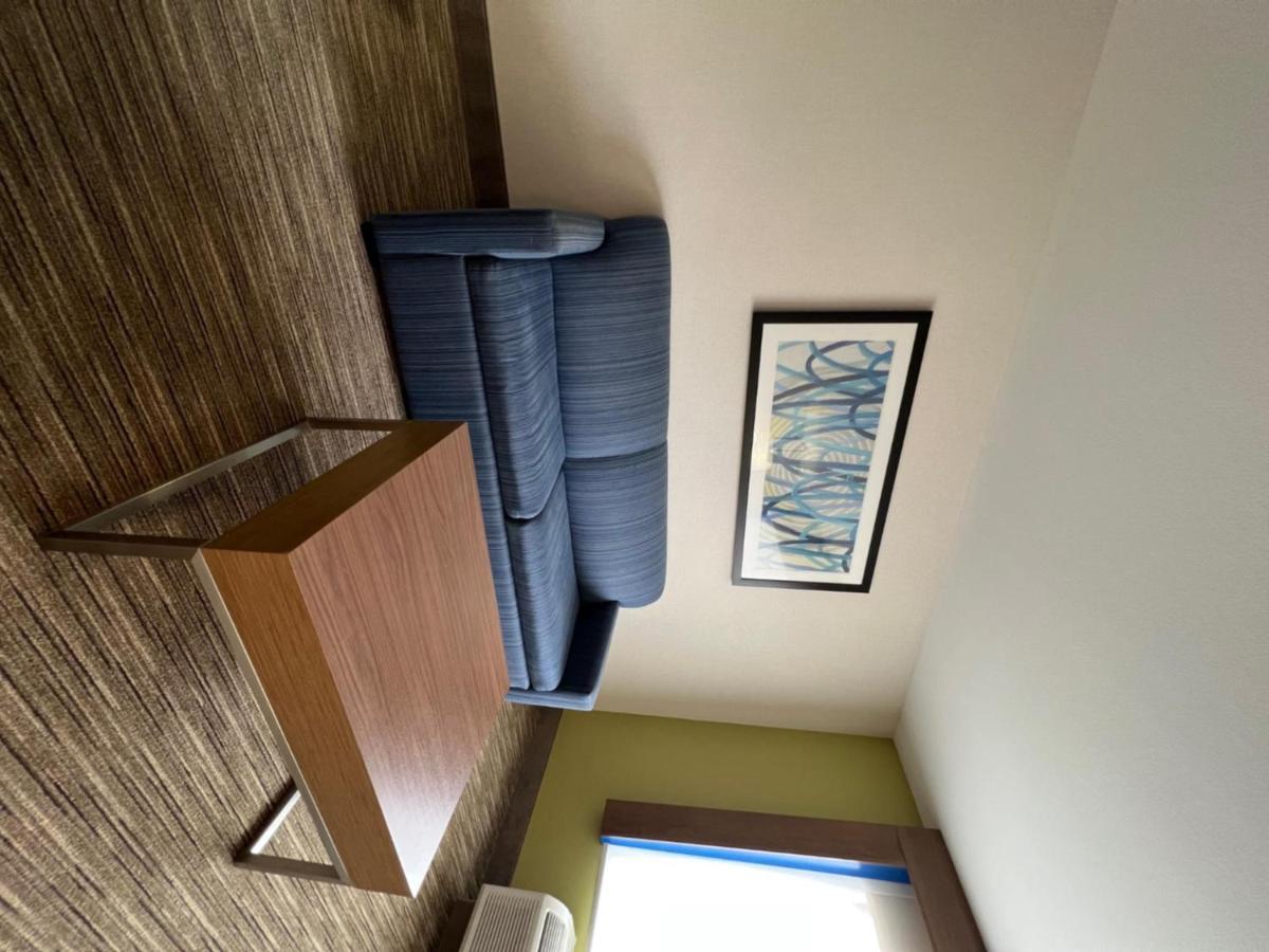 Holiday Inn Express Hotel & Suites Lake Elsinore By Ihg Екстериор снимка