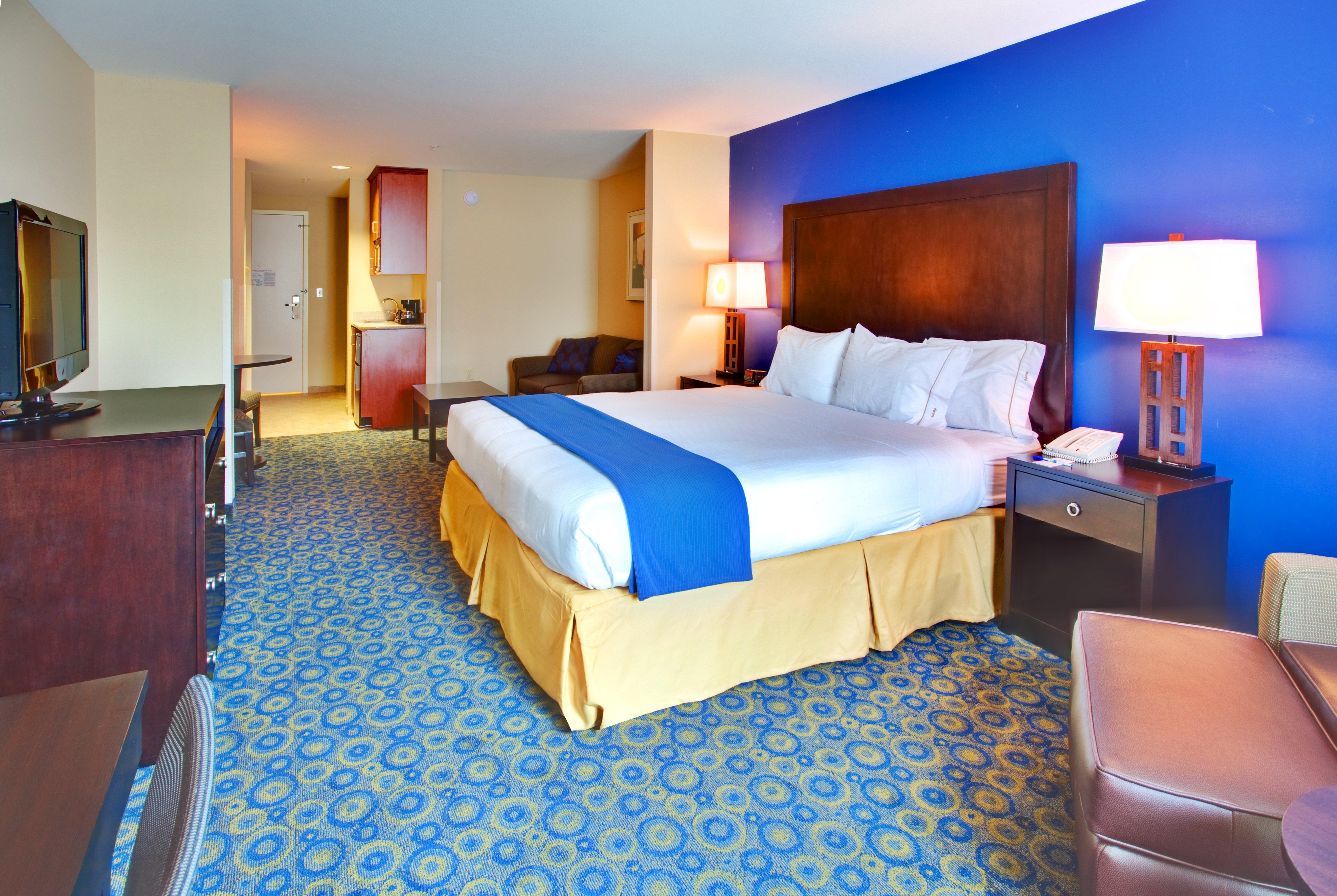 Holiday Inn Express Hotel & Suites Lake Elsinore By Ihg Екстериор снимка