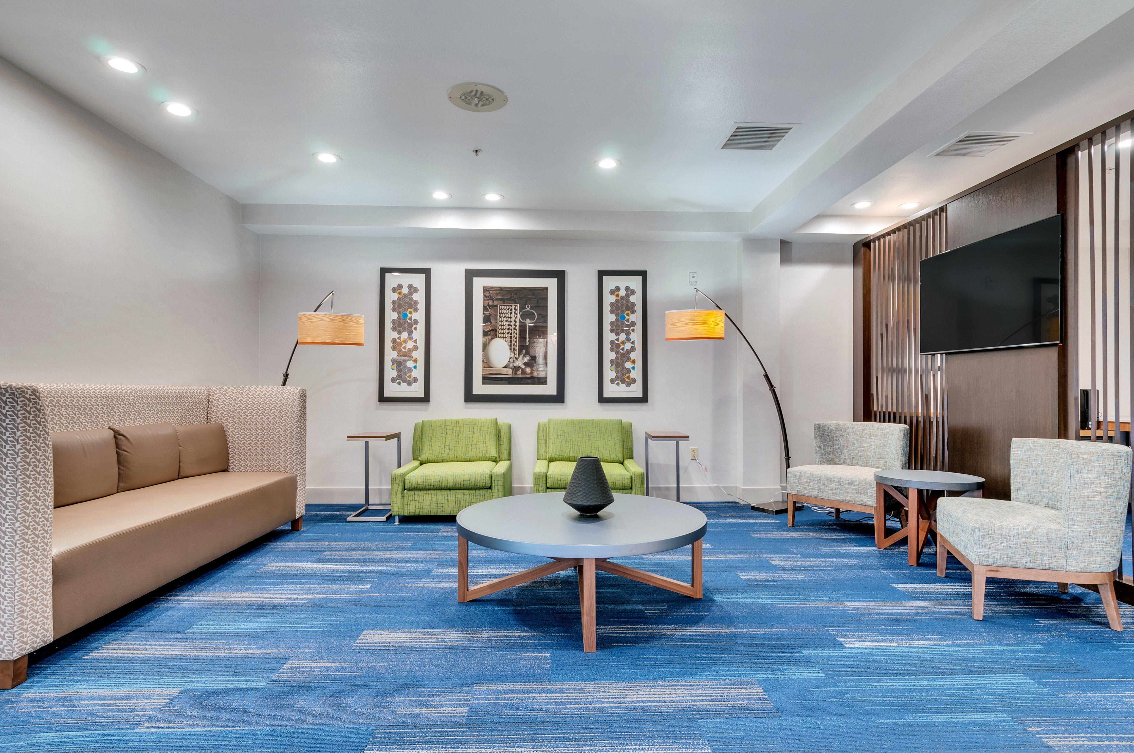 Holiday Inn Express Hotel & Suites Lake Elsinore By Ihg Екстериор снимка