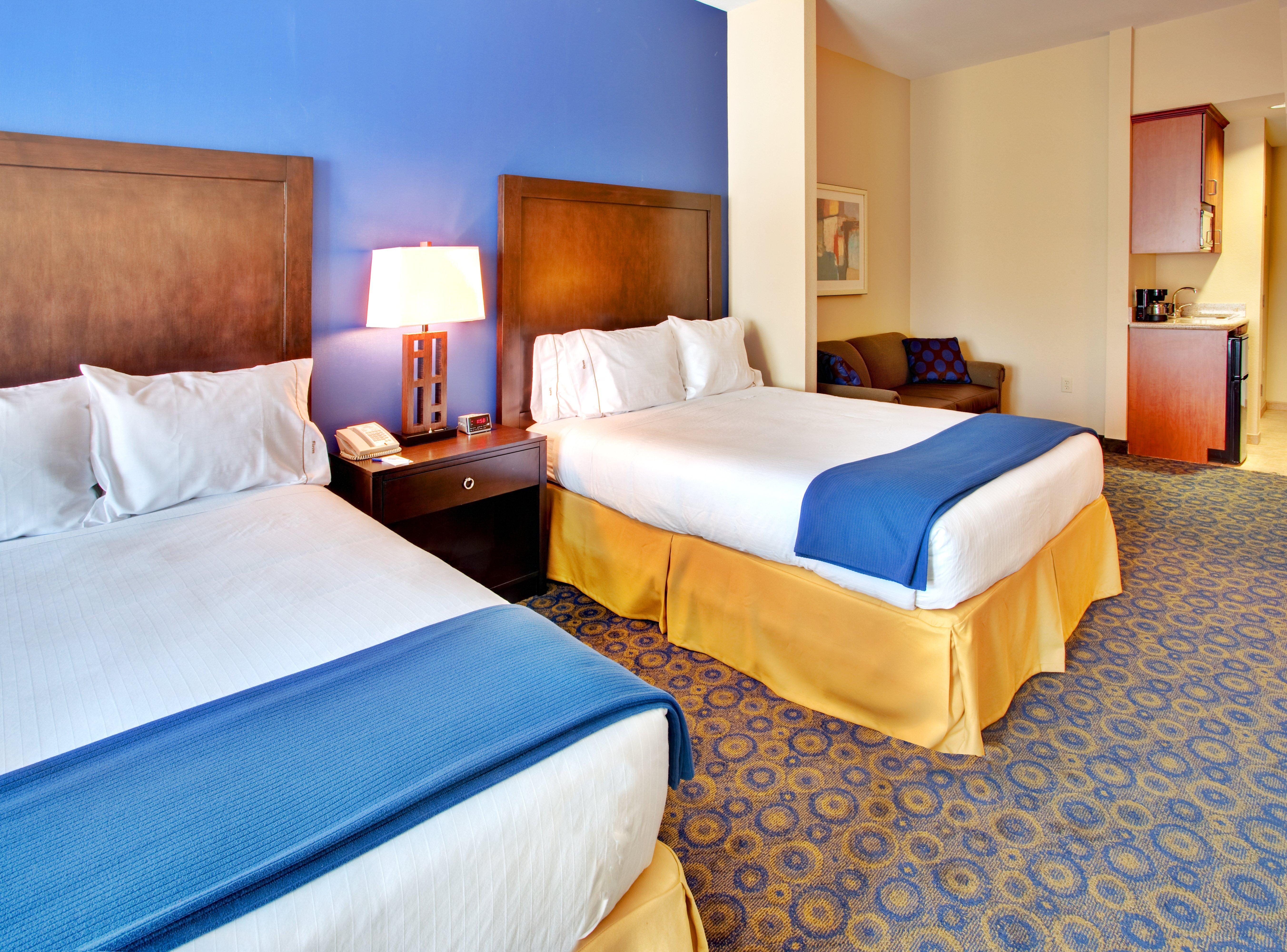 Holiday Inn Express Hotel & Suites Lake Elsinore By Ihg Екстериор снимка